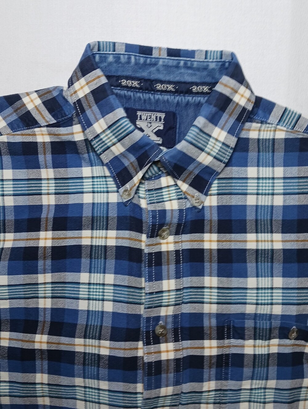 Wrangler Twenty X Mens Button Down Heavy Cotton Shirt Large Blue Plaid